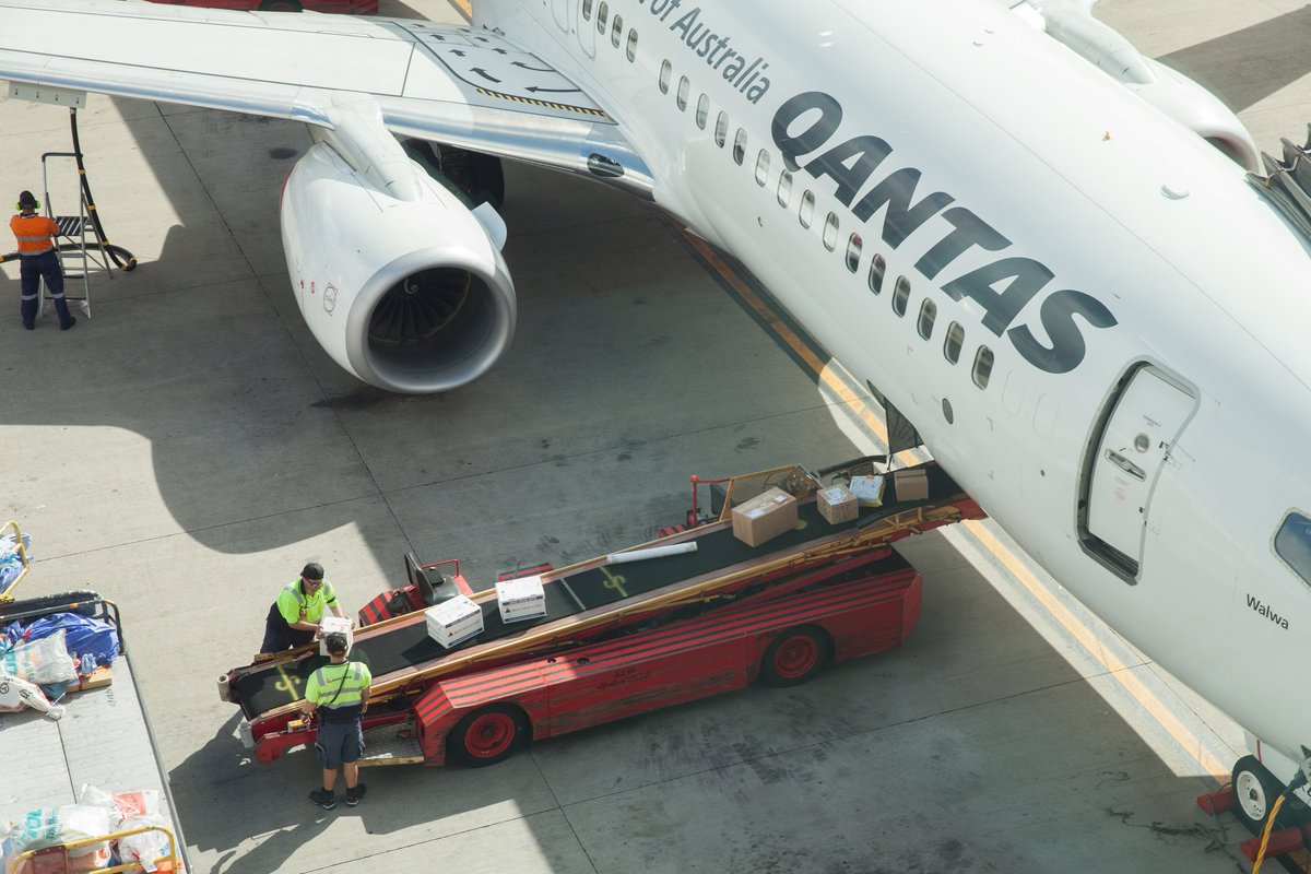 TravelWeeklyAUS's tweet image. .@unionsaustralia has lodged a legal challenge to @Qantas&apos; “sham” bonus scheme for employees. bit.ly/2N5ovxB #bonus #employeebonus #bonusscheme