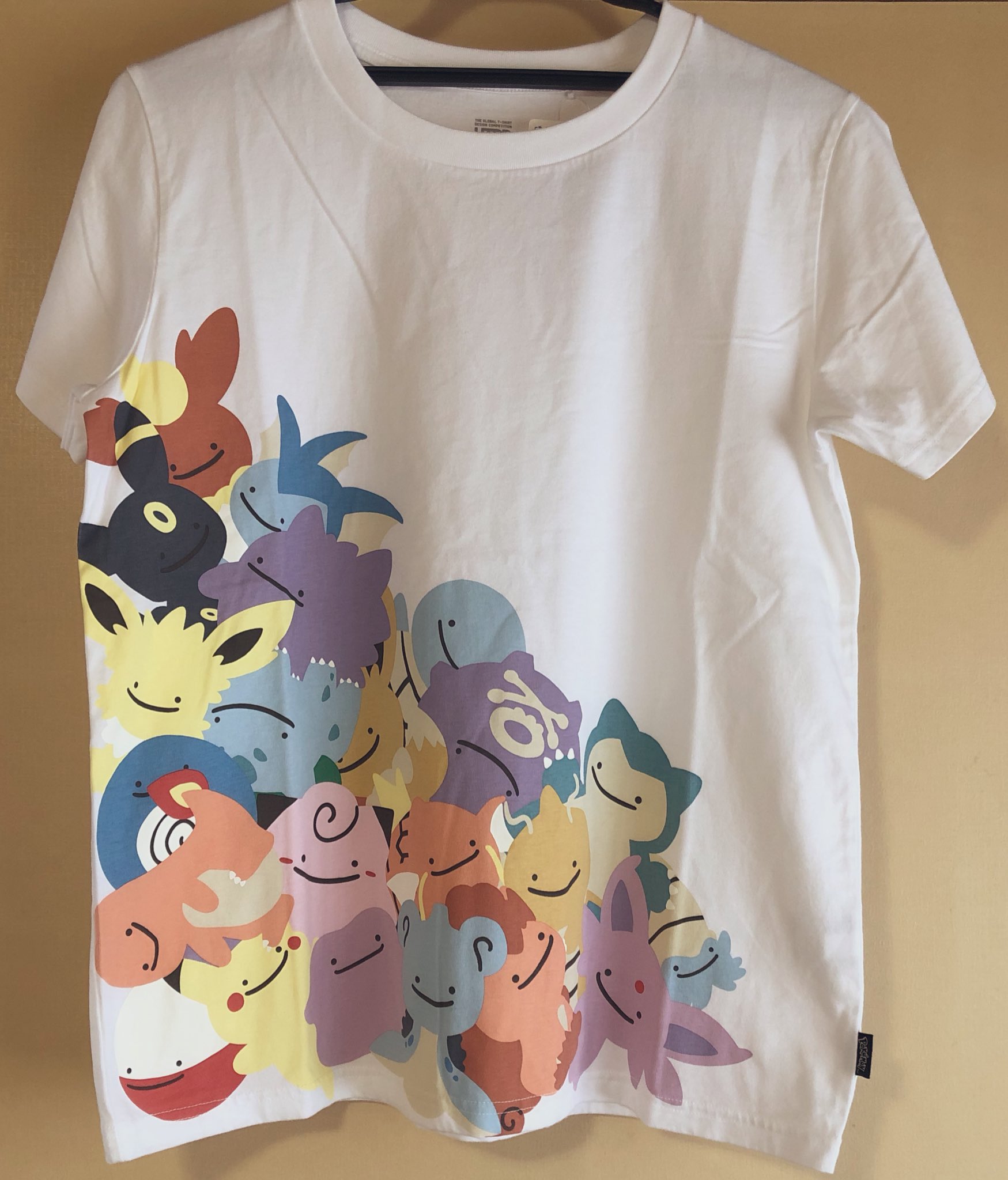 ここあ ブイズ推し ユニクロのポケモンtシャツ買いに行ってきた 結構人気だったから早めに買いに行けて良かった ブイズtシャツは勿論購入 Be Who You Want To Be 素敵な言葉 メタモン変身tシャツは直接見たら予想以上に可愛すぎて購入して