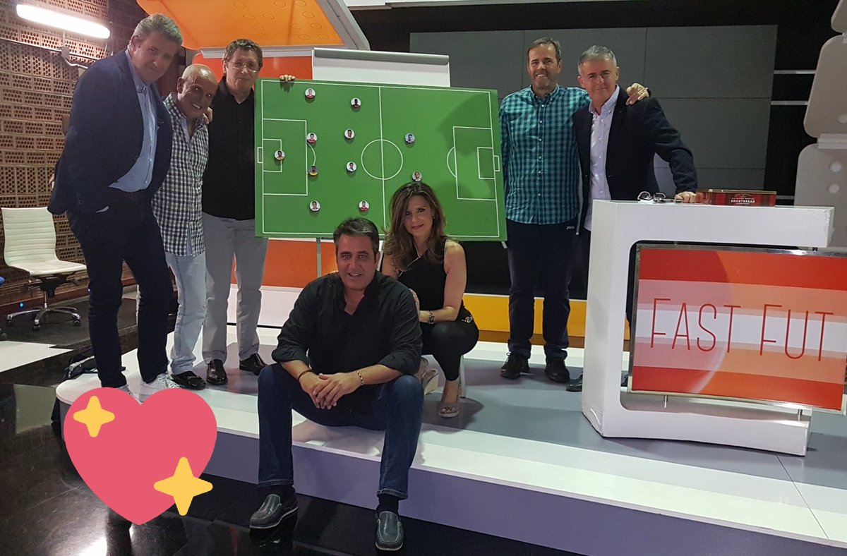 Después de tres años de ausencia volví a @deportes_rtve gracias al empeño de <a href="/PacoGrandeTVE/">Paco Grande</a> ha sido una gran experiencia ¡eternamente agradecido! <a href="/FastFut123/">Fast & Fut 123</a>