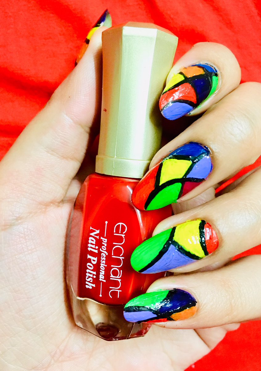 FreewayOf's tweet image. Pattern Nail Art 😘😘❤️❤️ #nailart  #freewaybeautyofnails  #awesomedesign  #youtuber please Follow us on #instagram #facebook #twitter and #pinterest  and please subscribe us on #youtube Love you Alll ❤️❤️😘😘