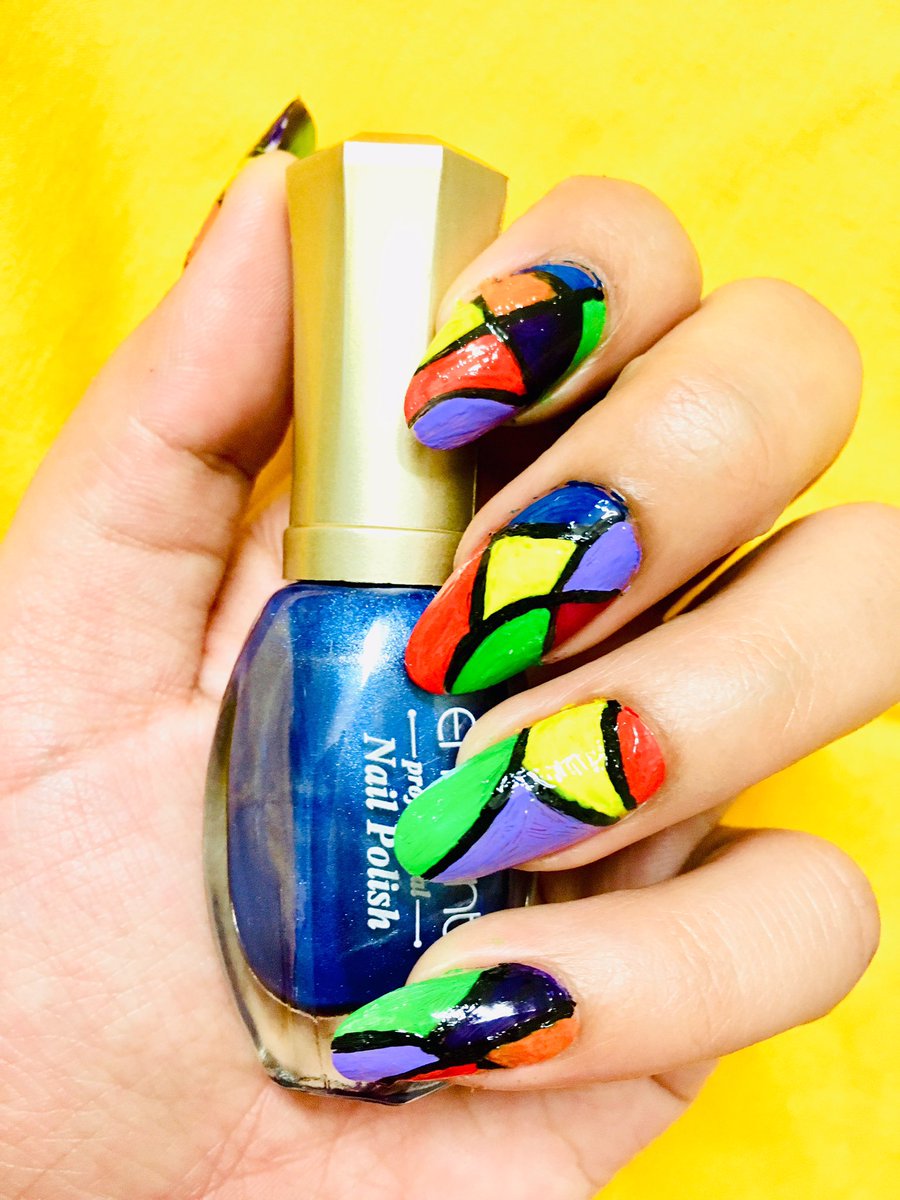 FreewayOf's tweet image. Pattern Nail Art 😘😘❤️❤️ #nailart  #freewaybeautyofnails  #awesomedesign  #youtuber please Follow us on #instagram #facebook #twitter and #pinterest  and please subscribe us on #youtube Love you Alll ❤️❤️😘😘