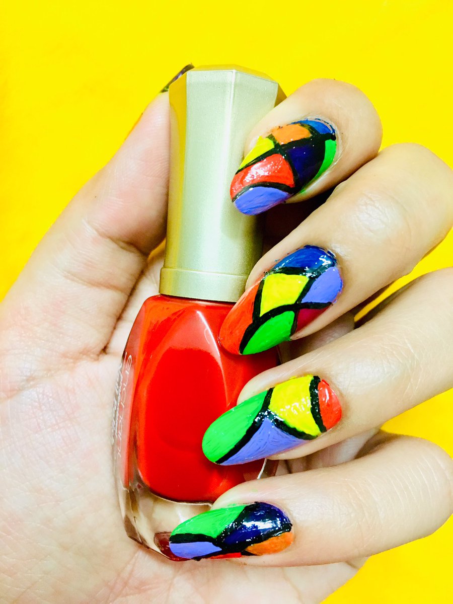 FreewayOf's tweet image. Pattern Nail Art 😘😘❤️❤️ #nailart  #freewaybeautyofnails  #awesomedesign  #youtuber please Follow us on #instagram #facebook #twitter and #pinterest  and please subscribe us on #youtube Love you Alll ❤️❤️😘😘