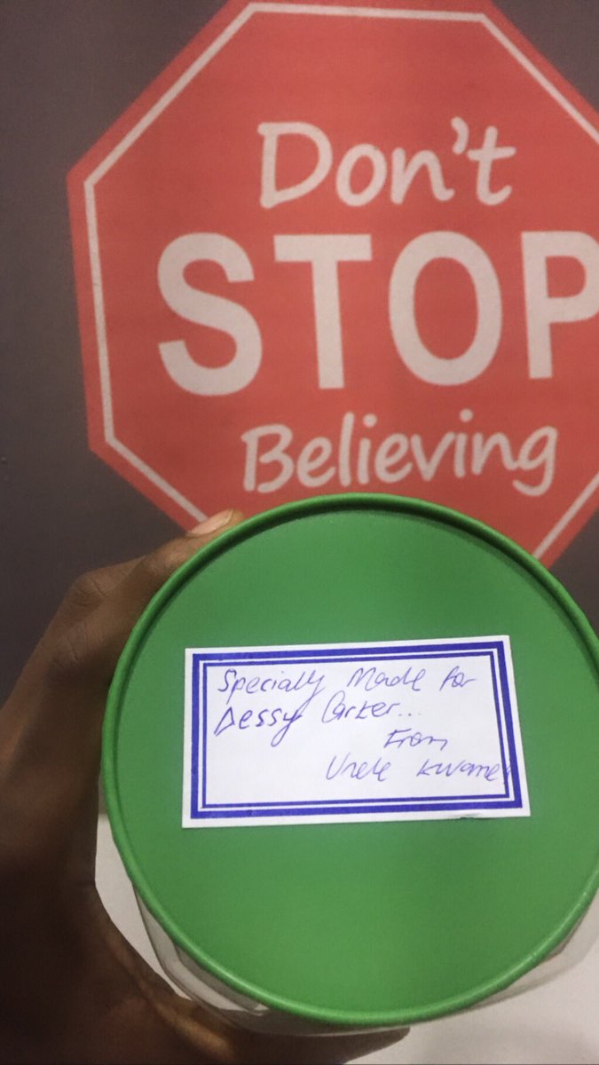 unclekwame1's tweet photo. Our packs off to Benin this morning, from your favorite uncle kwame’s #420 #lagos #benin  #burna #cbd #cookies #edibles #crytocurrency #bake #BETAwards2019 https://t.co/zd2wyHrsPc