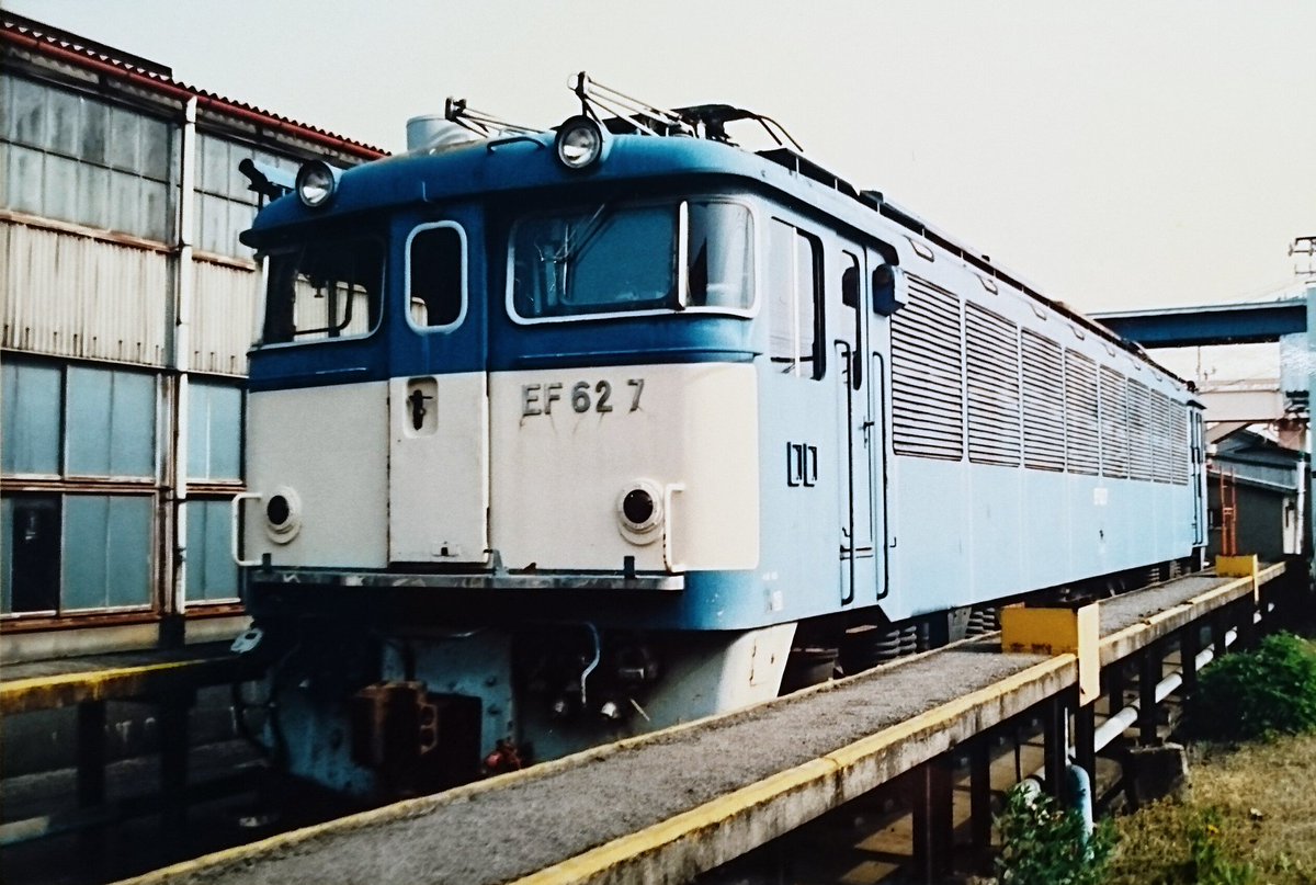 鉄道車両廃車体