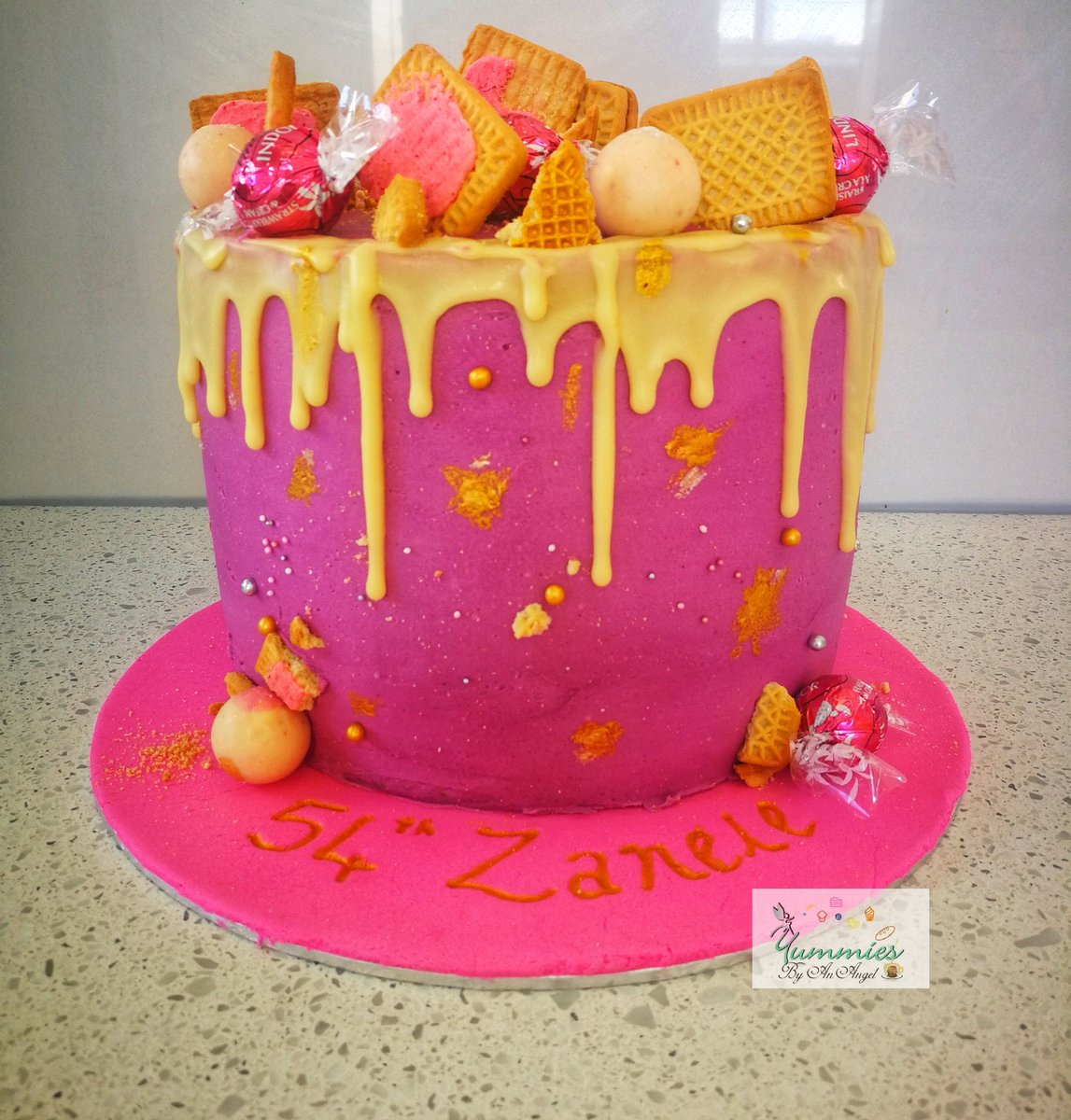 Nyamek_ah's tweet photo. 🍰 To get yours:

📩 DM us or @JustMeka_
📲 WhatsApp 0658807809
📧 Ayabongaree@gmail.com

#YummiesByAnAngel by #TheCakeMeka ^😇 https://t.co/RihWMKtB6V