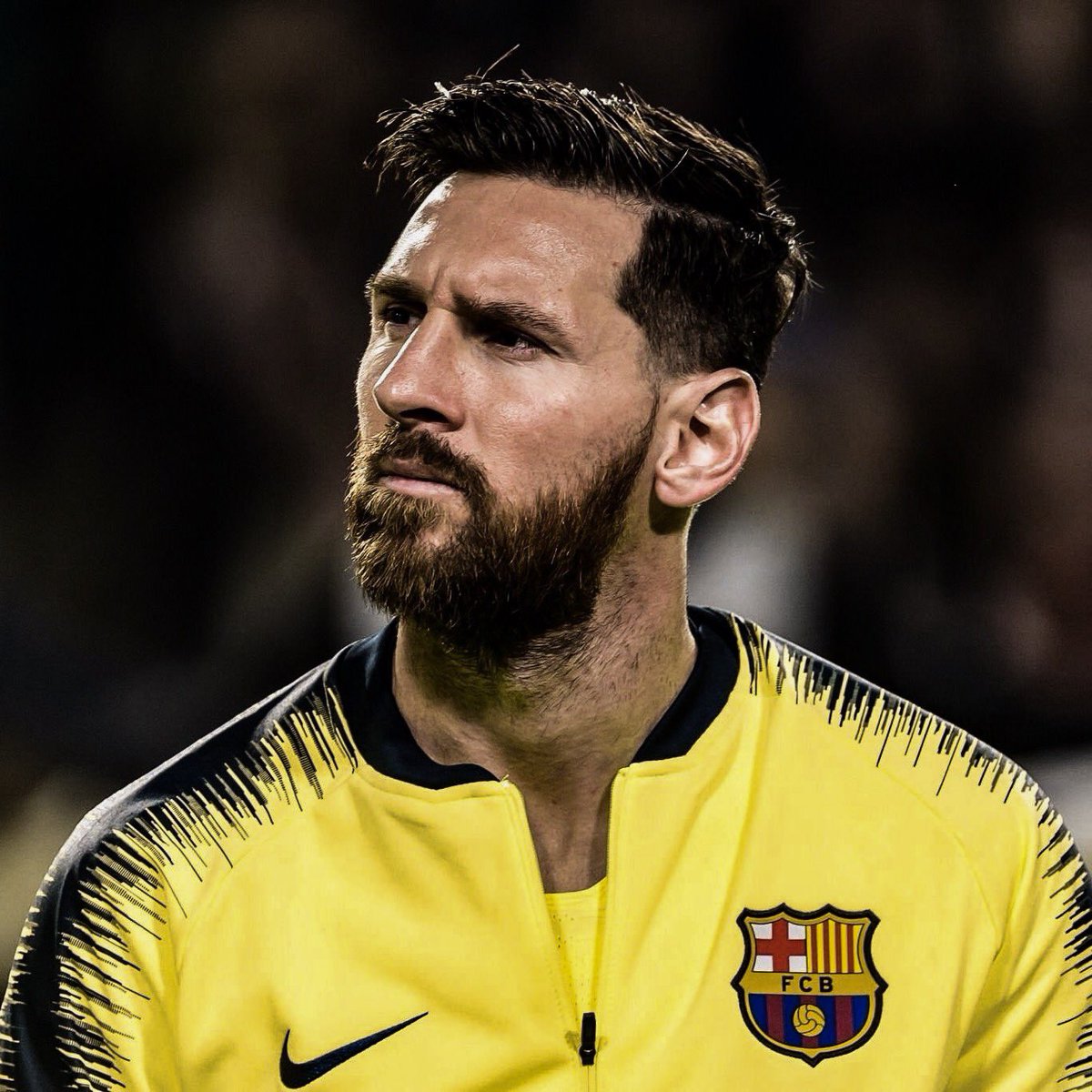 Football__Tweet's tweet image. Happy birthday to Leo Messi, who turns 32 today:

🏟 Games: 719
🇦🇷 Caps: 155
⚽ Goals: 698

🇪🇸🏆 La Liga: 10
🇪🇸🏆 Supercopa Esp: 7
🇪🇸🏆 Copa del Rey: 6
🇪🇺🏆 Champions League: 4
🇪🇺🏆 Super Cup: 3
🌎🏆 Club World Cup: 3
🇦🇷🥇 Olympics: 1
🏅🏆 Ballon d’Or: 5 
👟🏆 Golden Shoe: 6

🐐