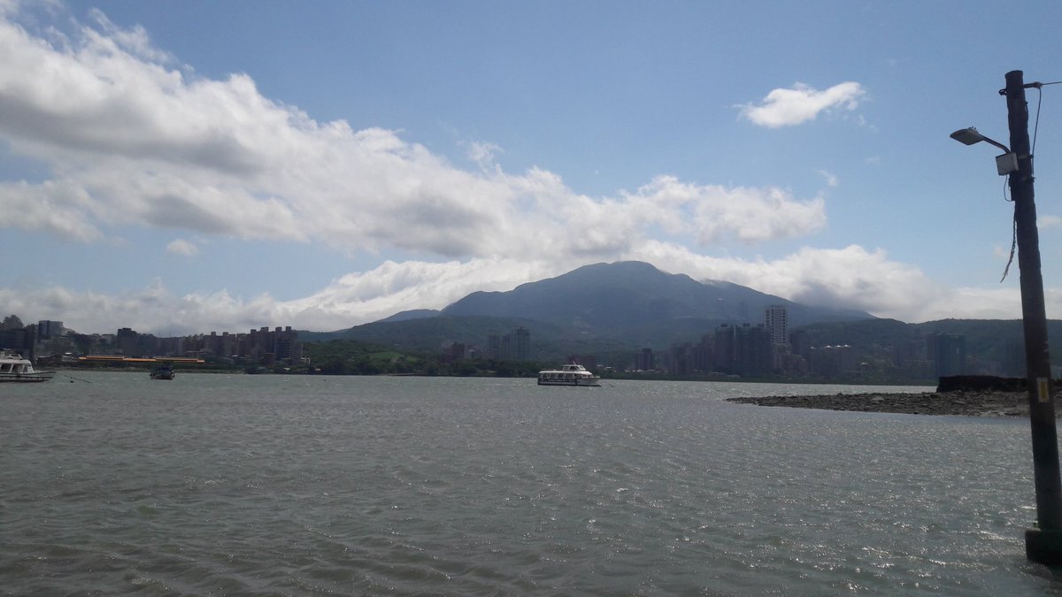 Solikhahimann's tweet photo. Tamsui#KapalLaut#KeBali https://t.co/c45ZOVsBjr