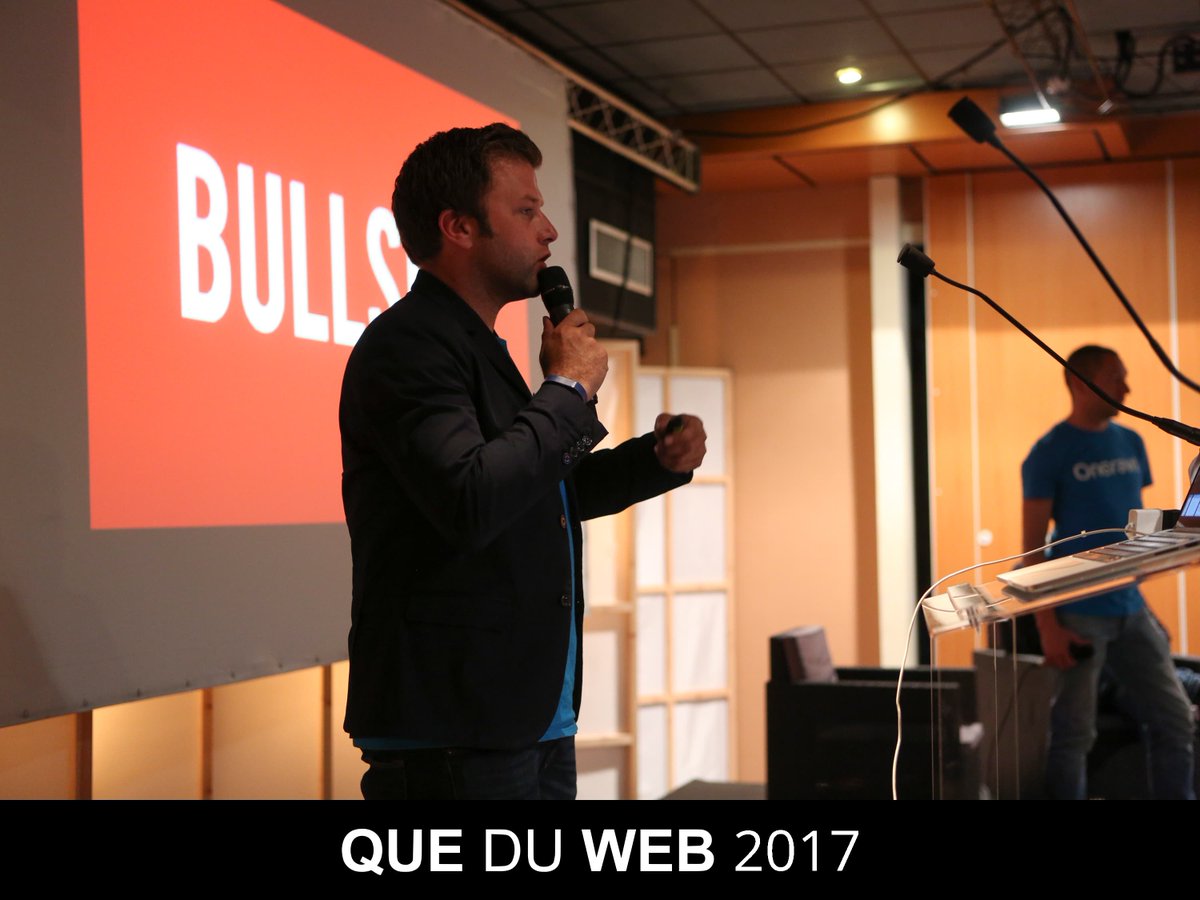 QueDuWeb's tweet photo. Conférence de @TanguyMoal et @francoisgoube pour #queduweb #QDW2 https://t.co/o9SZOlOv0q