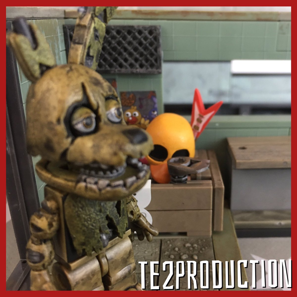 te2production's tweet photo. https://t.co/XJgZ61X2DR #mcfarlanetoys #toys #fivenightsatfreddys #fnaf #figure #thestageshow #set #backstage #construction #securityoffice https://t.co/gdiP7f9qB1
