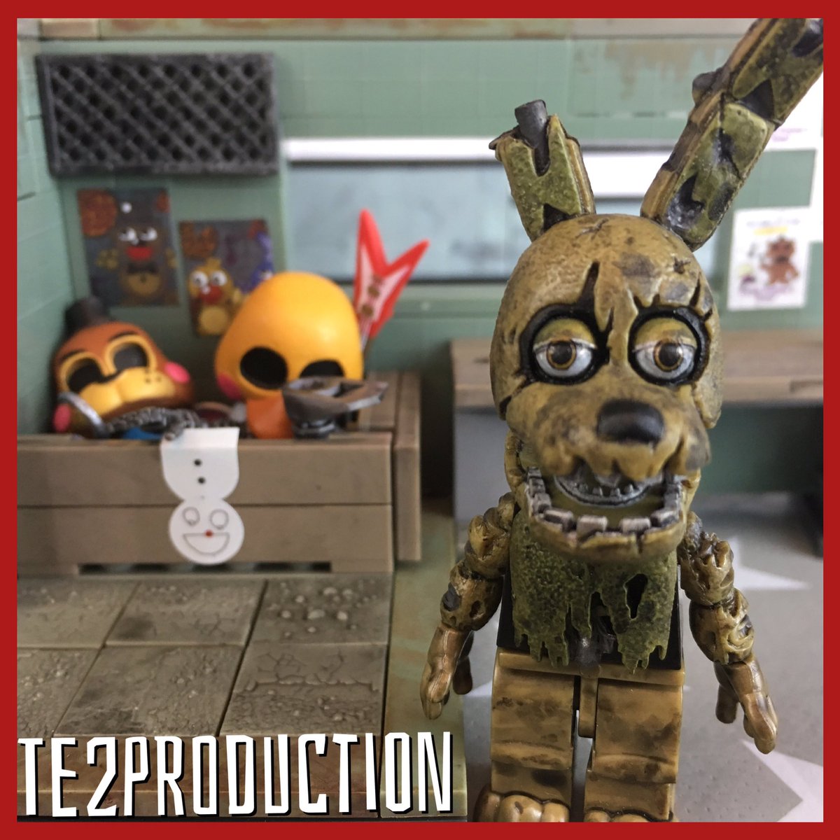 te2production's tweet photo. https://t.co/XJgZ61X2DR #mcfarlanetoys #toys #fivenightsatfreddys #fnaf #figure #thestageshow #set #backstage #construction #securityoffice https://t.co/FDfS2ksj6e