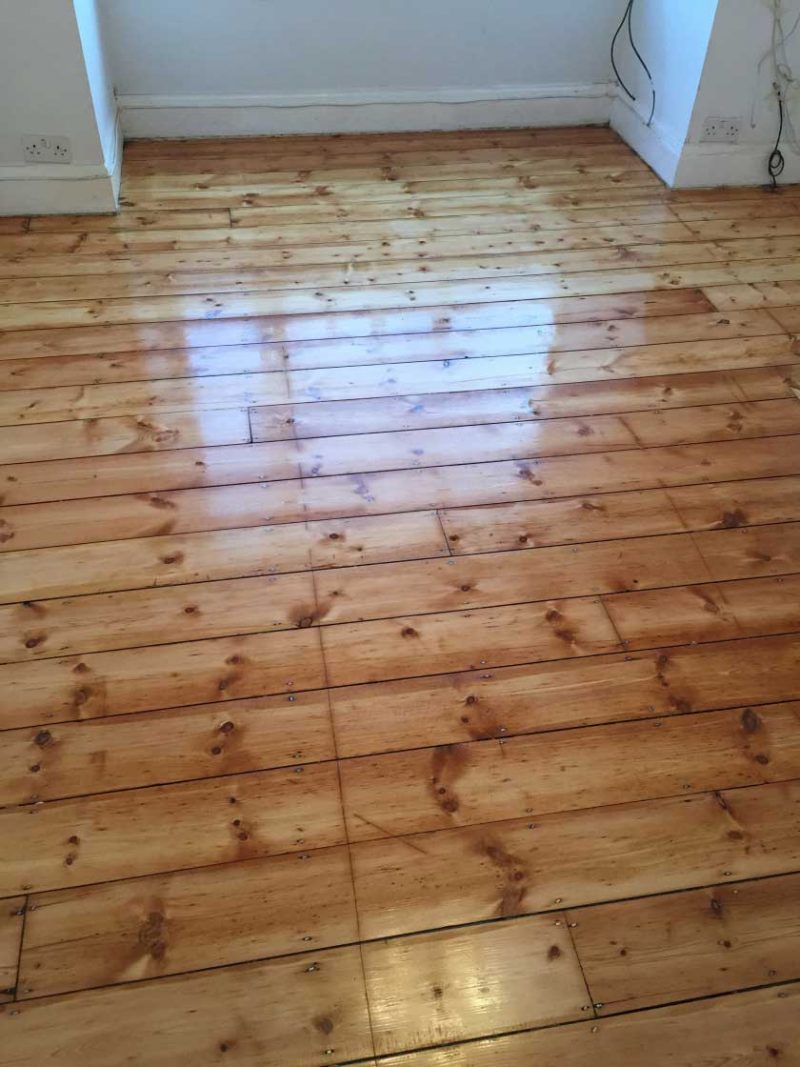 RyanRestoration's tweet photo. Maeve wanted a natural light finish, with uniform matt finish. We love the finished look! 😍https://t.co/WG3vS2ewwA #Taunton #PineFloor https://t.co/e3RCa9rycA