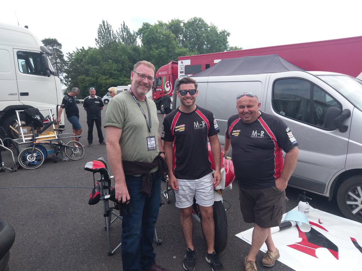 MatSayers71's tweet photo. @JordanGilbert11 @keithgilbert24 Great to meet you guys and some of the team yesterday. I look forward to hopefully catching up at Cadwell. https://t.co/IrcNa2EN14