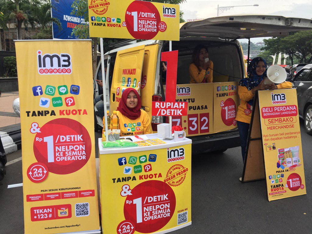 endahhalwa's tweet photo. Hai2 semua kami hadir di jl Pahlawan yuuk mampir di booth @IM3OoredooJTG #tanpakuota #AppsdanRp1 #im3semaranginner https://t.co/xOZTXHfAAn