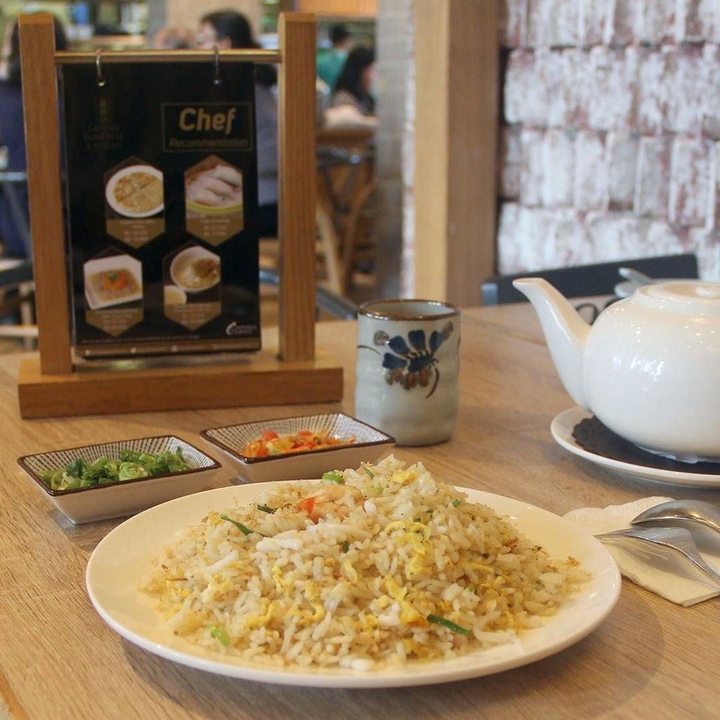 Main course on Monday : Fried Rice with Salted Fish
•
Do you know that ideally our body only need 50-60% carbohydrates per day. 
Let’s chec…