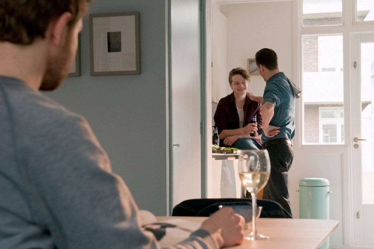 The Canadian premiere of CAS will be at Inside Out LGBT FF in Toronto! Friday June 2nd at 7.15 PM 
insideout.ca/torontofestiva…