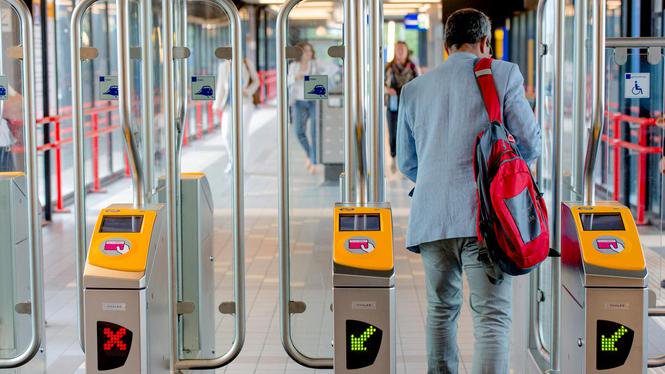 #OV-app leuk, maar pasloos leven nog mijlenver weg. Via <a href="/volkskrant/">de Volkskrant</a> volkskrant.nl/binnenland/leu…