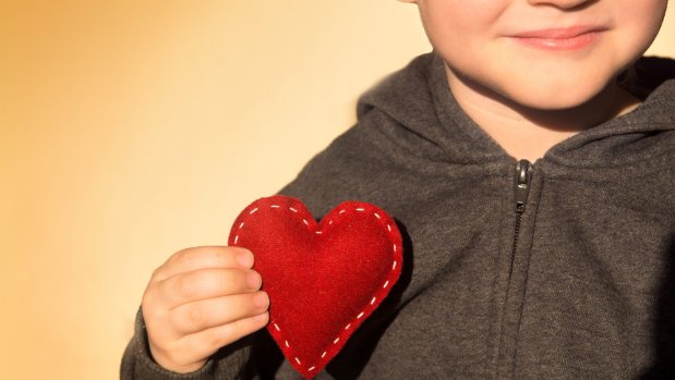 NZStuff's tweet photo. The important role of aunts and uncles in children's lives https://t.co/o4OTYnrp76 https://t.co/Z74vW8z8pZ