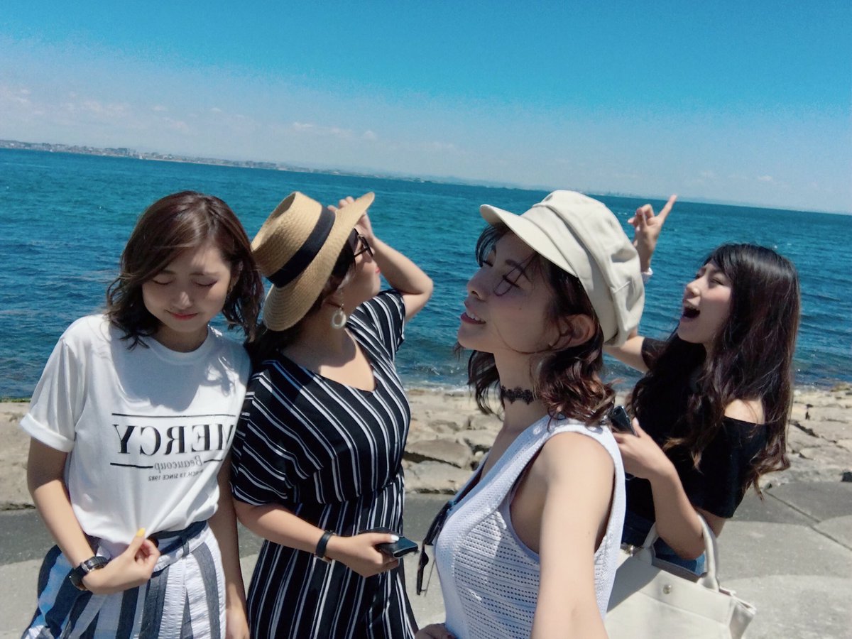Yuika Twitterissa 淡路島 旅行 Part2 女子旅 旅行 友達 リンクコーデ 最高 大好き モノクロコーデ キャスケット帽 モデル Model おしゃれさんと繋がりたい オシャレ好きな人rt