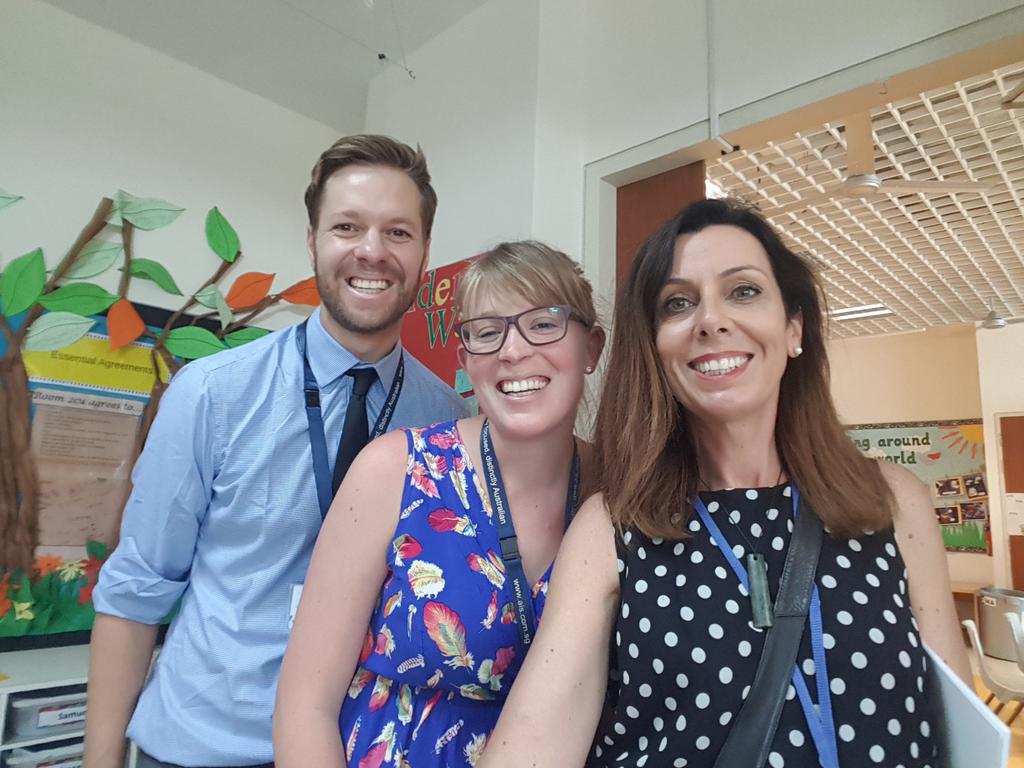 digitallearnin's tweet photo. Greetings from Singapore @NatalieCoffer &amp; @BBIntermediate https://t.co/sqTVFmTFAU