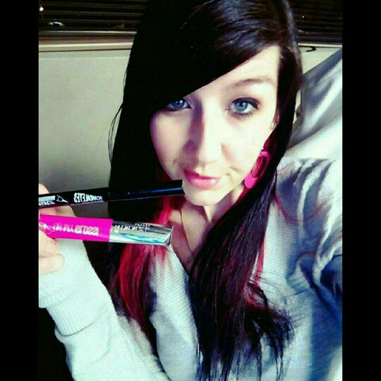 TheParanormalPI's tweet photo. The Free @RimmelLondonUS oil tint &amp; eye liner @Influenster sent. 
#RimmelRebelUSA #RimmelVIP #contest #gotitfree https://t.co/XTxeKYgXnq
