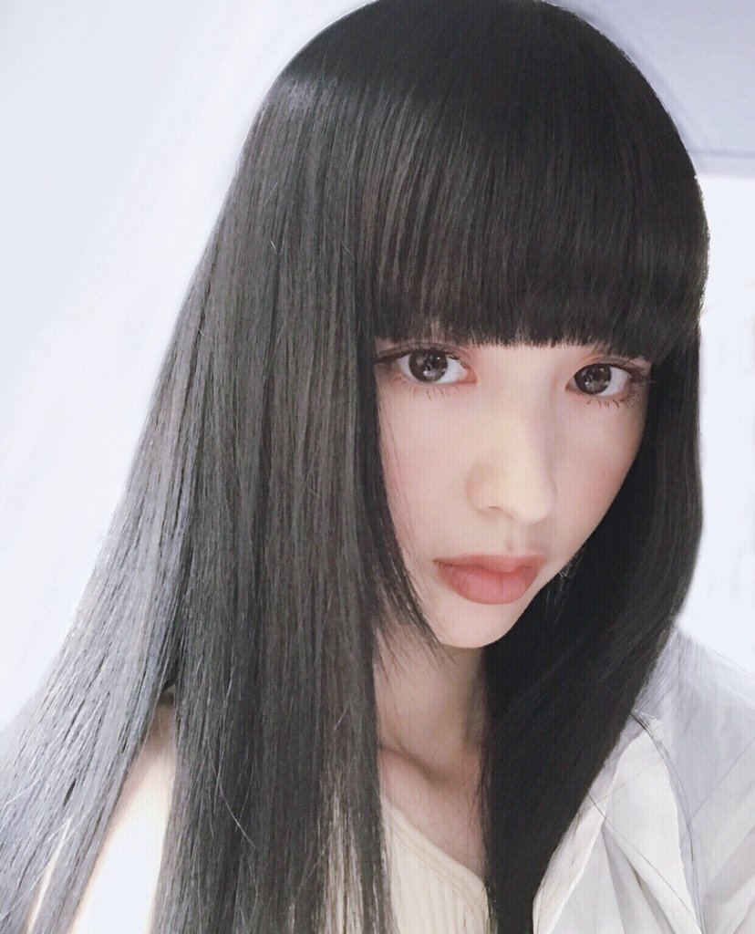 マキア編集部 鈴木えみ カラーメンテ T Co T2y0fvj43y