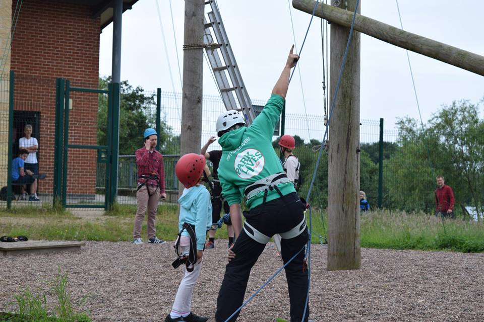 ParkLivesNotts's tweet photo. Family Adventure Week in #Nottingham kicks off tomorrow. High Ropes, Canoe Rafting and Bug Hunts! #free #ParkLives https://t.co/qOs0dn9sfo https://t.co/zvqVRa0OqH