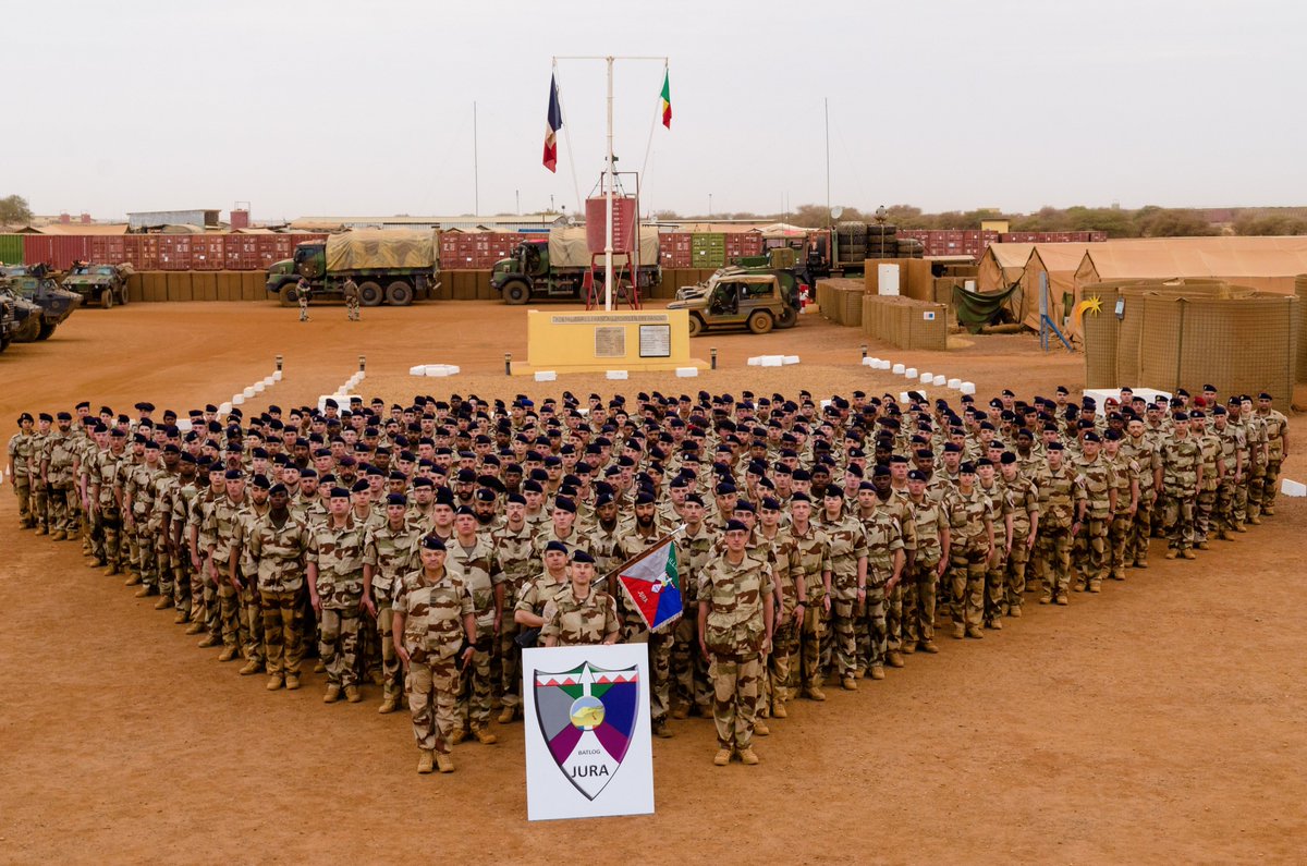 armeedeTerre's tweet image. 👏 7000€ récoltés pour nos #BlessésDeGuerre par #BATLOG JURA dont la mission est de soutenir les groupements tactiques désert #BARKHANE