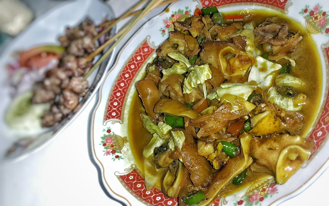 Satria Atas Angin Ø¹Ù„Ù‰ ØªÙˆÙŠØªØ± Tongseng Kepala Kambing Mbah So Kotagede Menu Buka Puasa Yang Tekomended Banget Https T Co Fkrdarppba ØªÙˆÙŠØªØ±