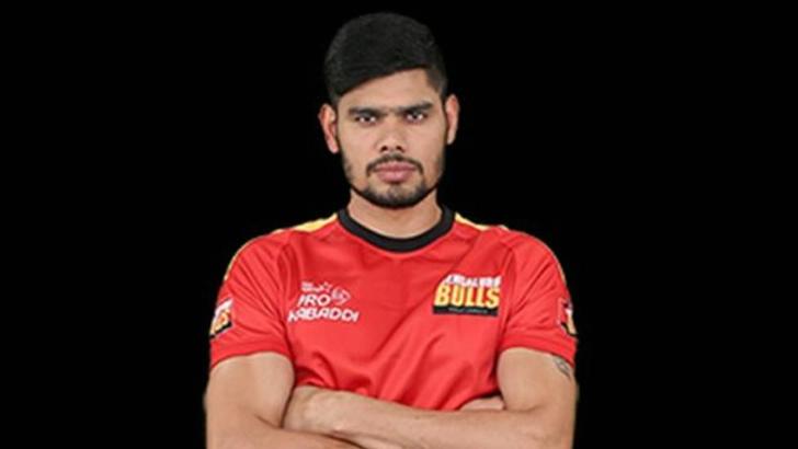 SPORTINGINDIAtw's tweet photo. Kabaddi: Leaving behind tragic past, Rohit keen on justifying hefty price tag https://t.co/vLWehO5nhE @Rohit01819 #RohitKumar #kabaddi #VPKL https://t.co/ShmV3exbRo