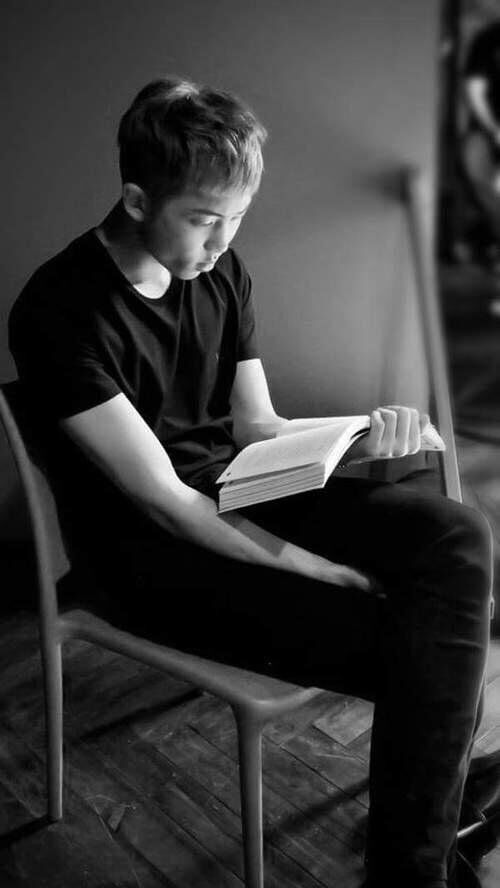 TeamBTSBrasil's tweet photo. SESSÃO DE FOTOS: NAMJOON BEST LEADER #2017BTSFESTA https://t.co/fUnl8sP2Mm