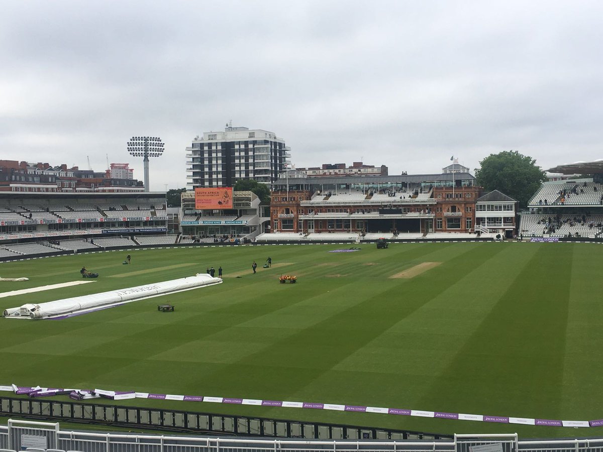 HomeOfCricket's tweet photo. ☁️ Gloomy here at Lord's this morning, but mercifully dry! 

Who's coming here today? #LoveLords https://t.co/Y3RgeZP54g
