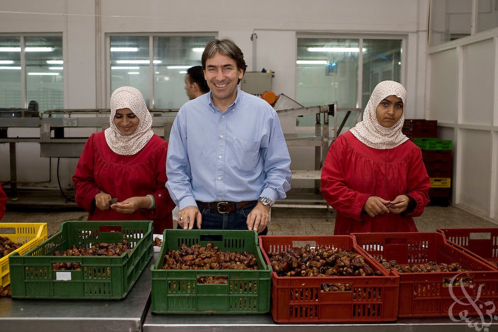 owc_India's tweet photo. Helmy Abouleish, Director&amp; Vice Chairman of @sekemgroup,Egypt speaks @owc_India. Hear about his green paradise on a dessert soil #organic https://t.co/dv9DgoAK65