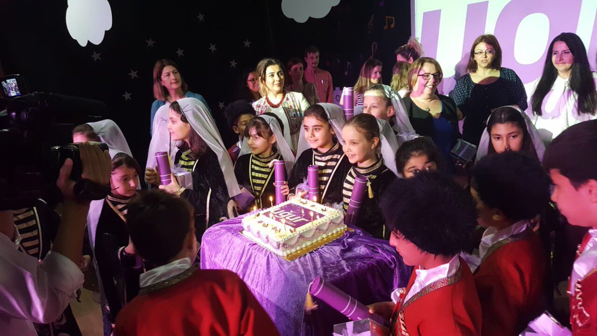 ugurokullariylv's tweet photo. Uğurlu 4. sınıf öğrencilerimiz ortaokullu oluyor 🎉🎉 #Uready #erkenSTEM https://t.co/nOBhpUqTJe