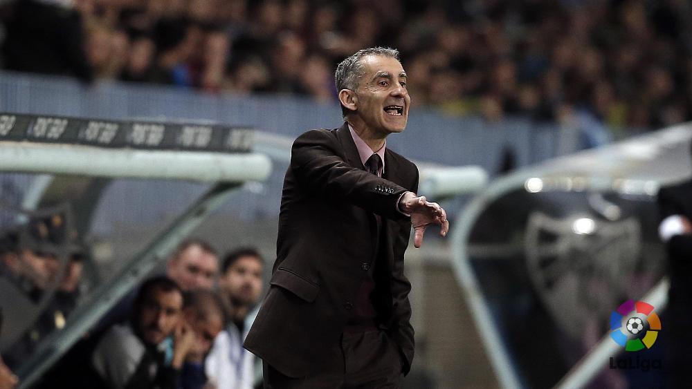 SDP_1922's tweet photo. OFICIAL- Carlos Terrazas, nuevo técnico de la SD Ponferradina. ¡Bienvenido, míster! https://t.co/7VxHZW4hVb #SDP https://t.co/2AwEsLFf5S