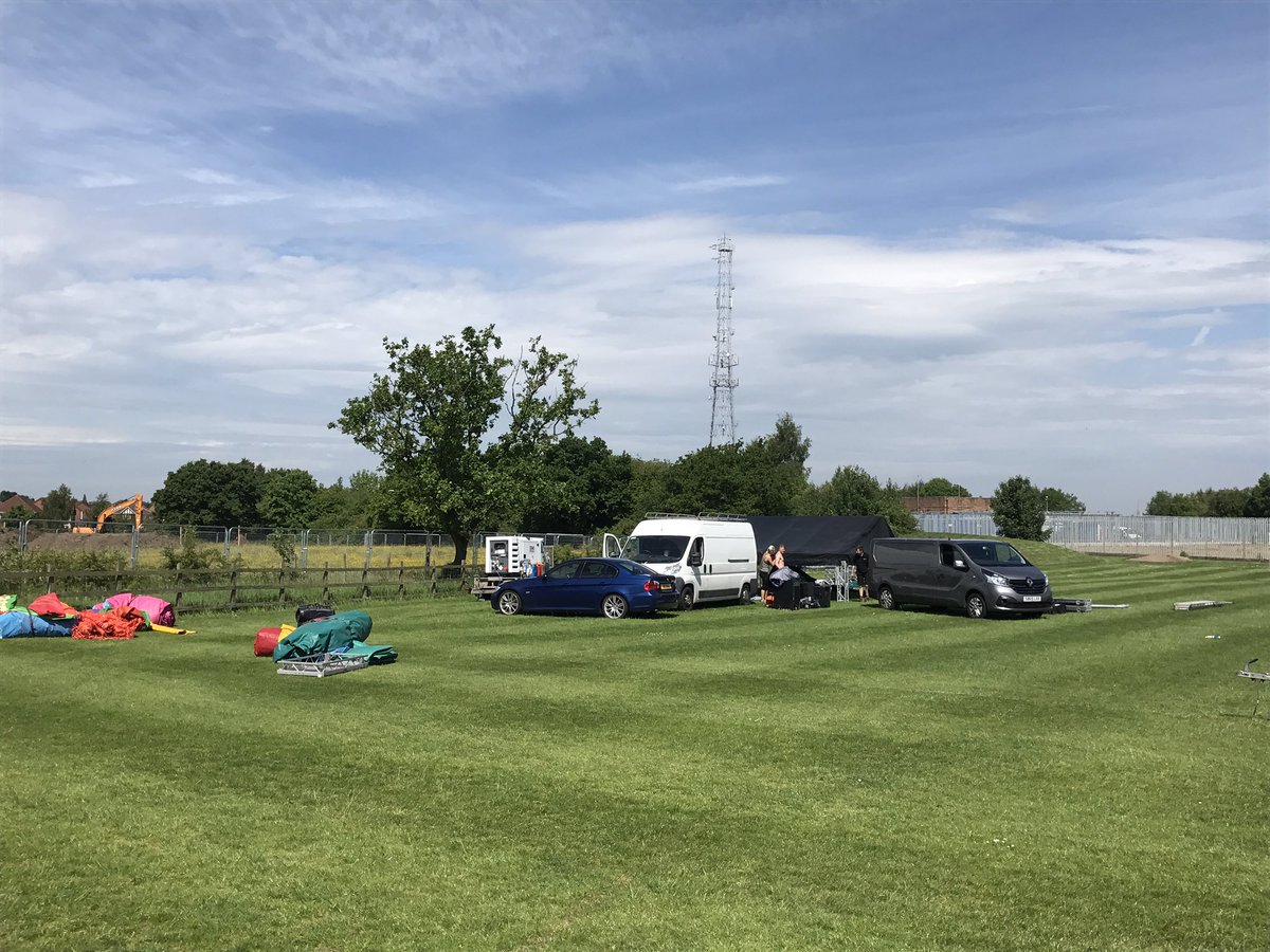 Lostock_HallJFC's tweet image. Helping our friends @LSGFC setting up for @lost_fest tomorrow .

Come along, enjoy the bands/acts, sun and various bars and catering