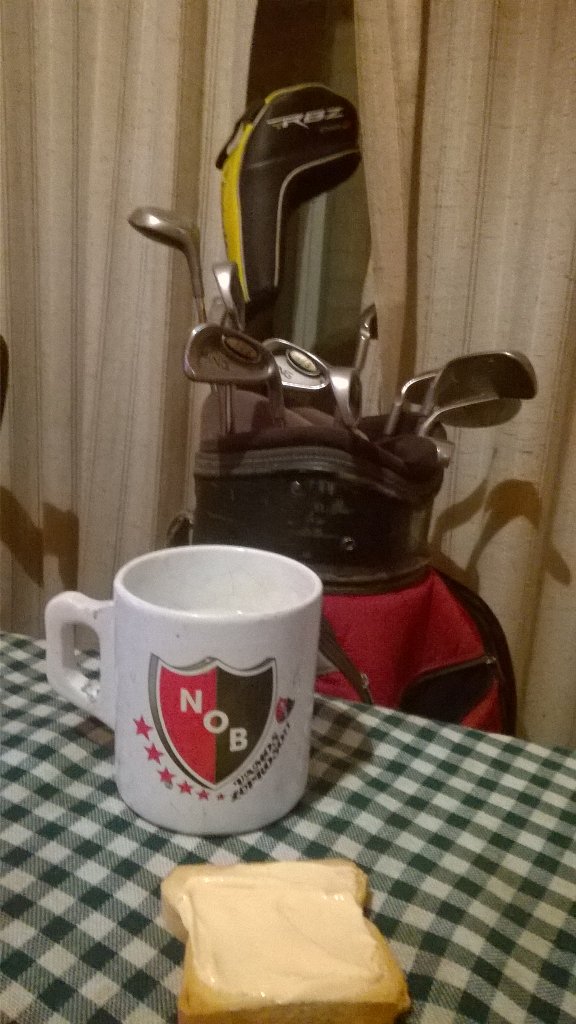 farrugolf's tweet photo. @todonoticias #EsteFinde desayunando y al golf a jugar toda la mañana. Un abrazo desde rosario https://t.co/Pw6a0ZpFs1