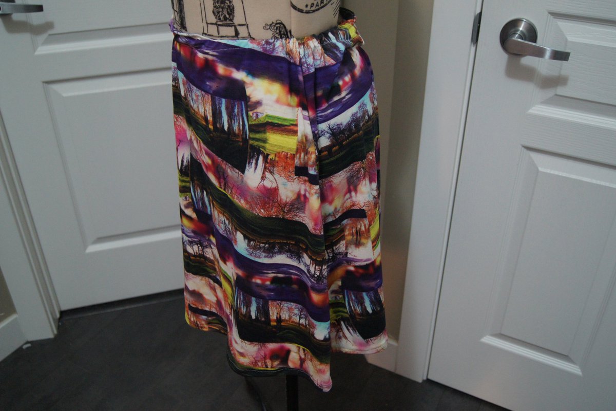 henryscrafts's tweet photo. Skirt landscape design,cool summer skirt. https://t.co/o8OpgV8fin #Shopify #SpringSkirt https://t.co/rZ4Oi6i6kU