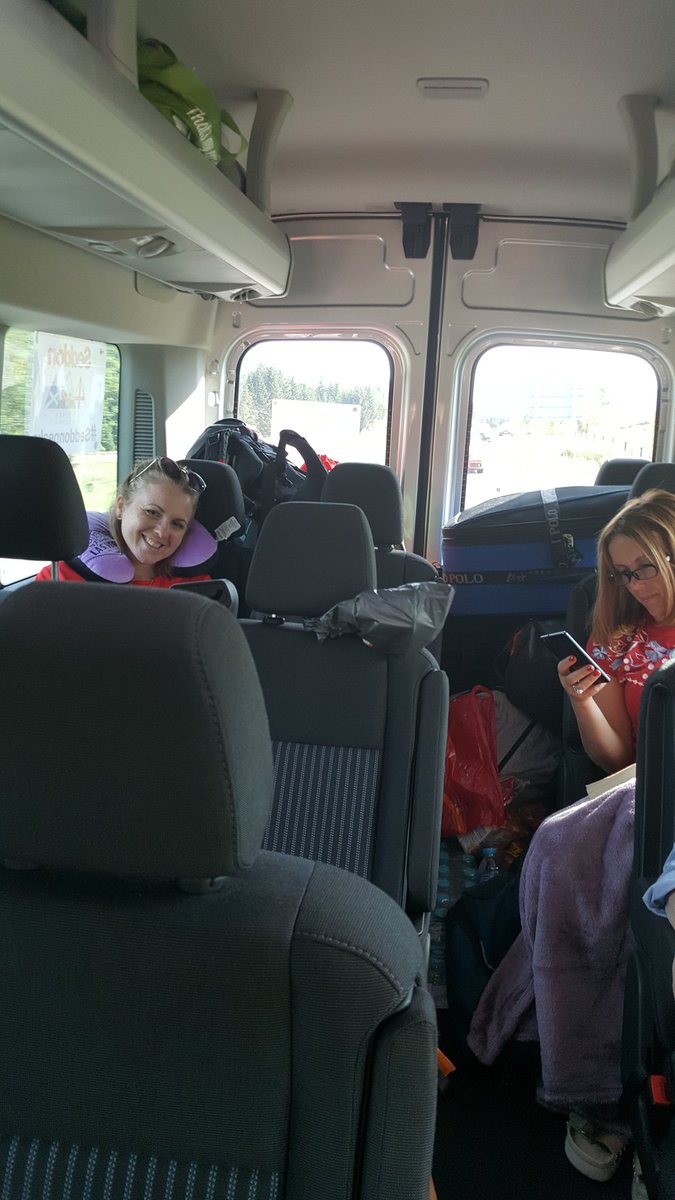 thinlizzyohara's tweet image. Team 3, fun bus #seddonpeaks