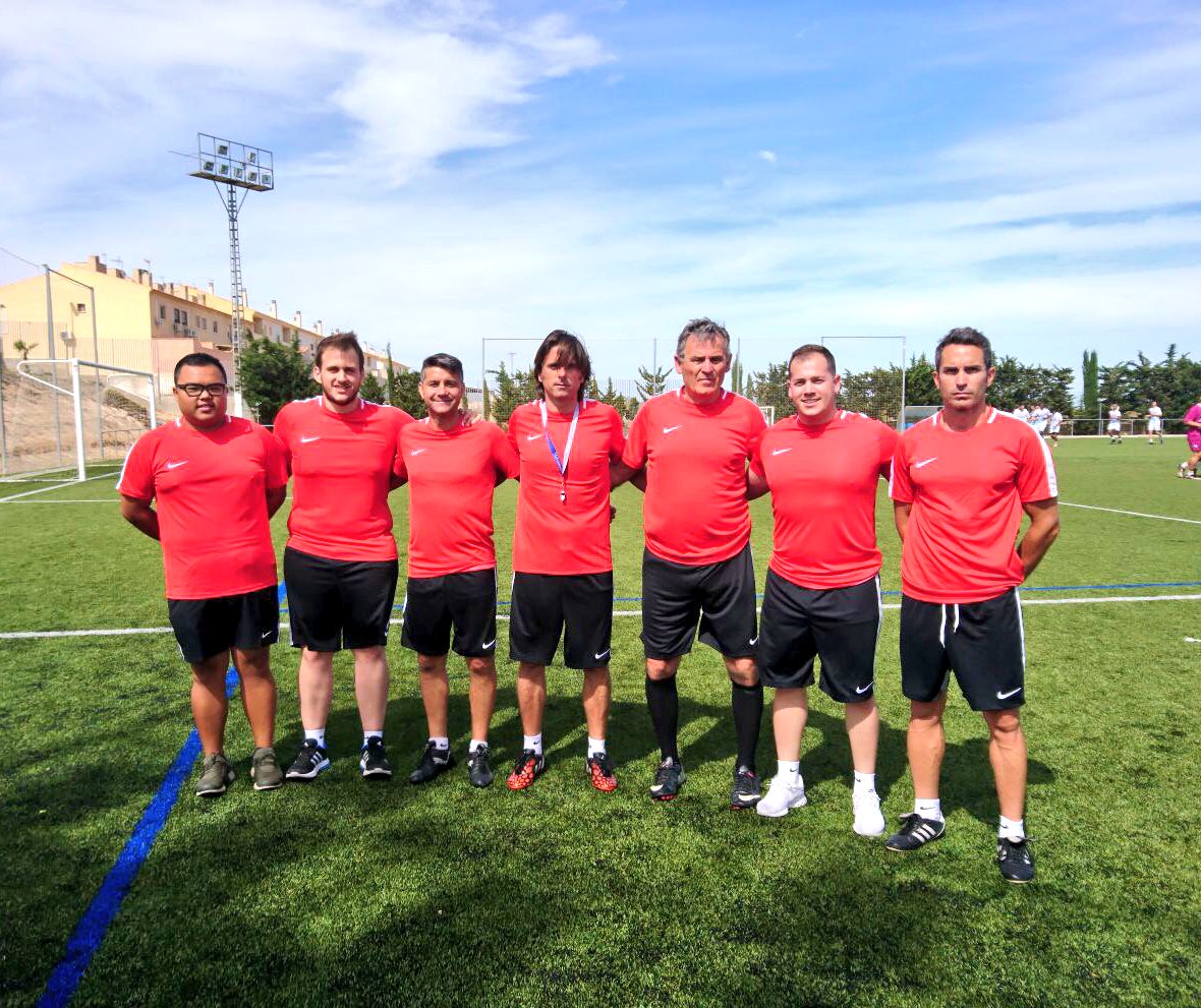 nico_alconada89's tweet photo. Destacar la gran labor esta temporada de este C.T @JuanfraIbaez @MorillasManu Andres(chuky) Rodri y mi compi @alejandroML94
Temporadon! #9⚽️ https://t.co/SRPzFwUdm9