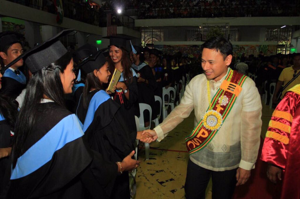 sonnyangara's tweet photo. Congrats to the graduates from ISPSC Ilocos Sur polytechnic State College https://t.co/ZA2EHCLUE9
