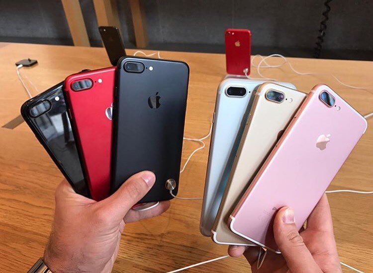 What color do you prefer? #dailyregarde