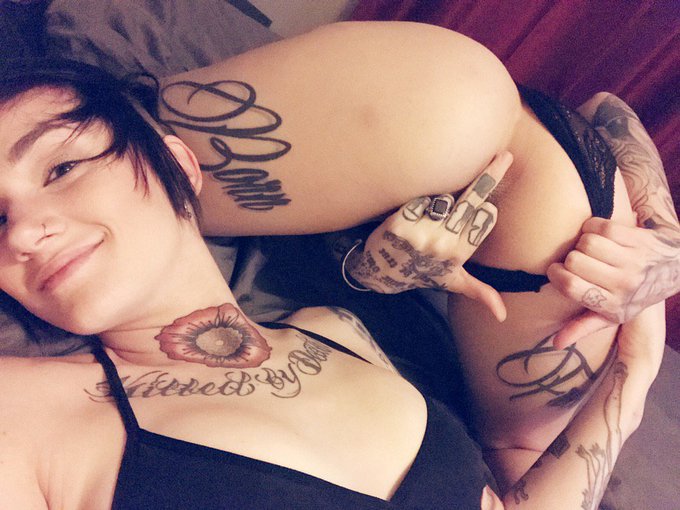 Tonight https://t.co/GFlim0XN1l