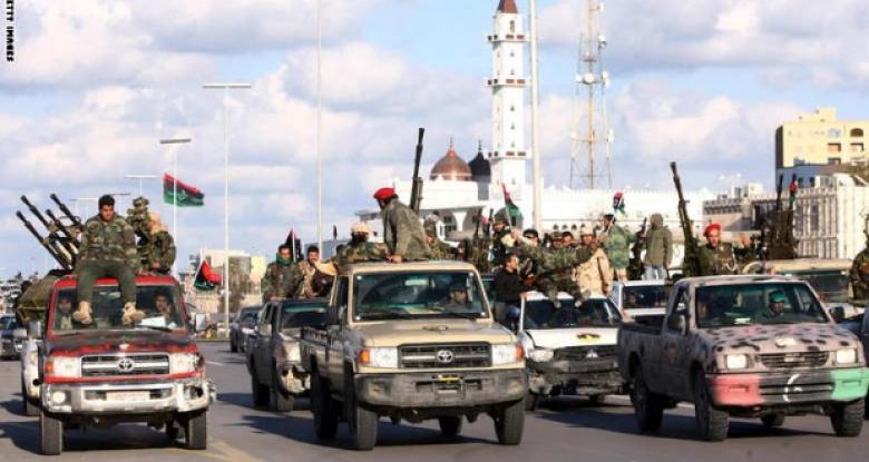 يُحتجز في سجن الهضبة بطرابلس أكثر من ٣٠ قيادي سابق في نظام القذافي.. 
كتيبة ثوار طرابلس تؤكد تواجدهم بالسجن ولم يتمكنوا من الهرب.