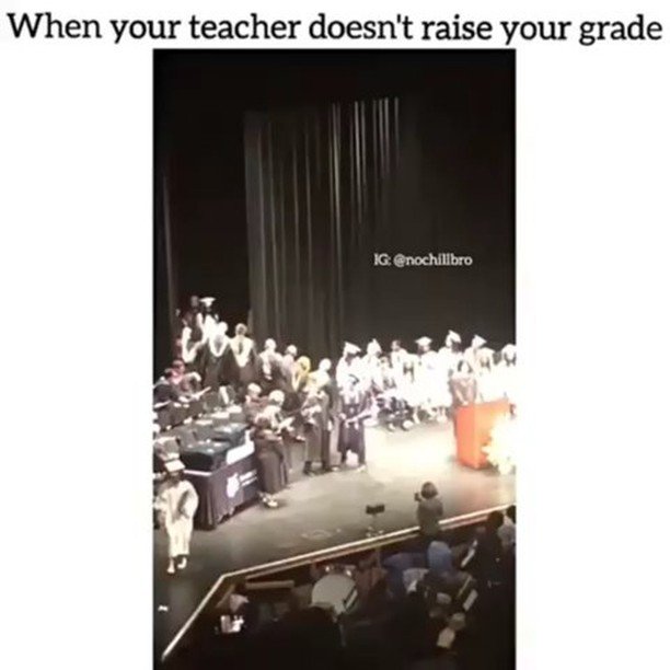 TeamCurtains's tweet image. What's wrong with the kids?! #GraduationFail You think he was mad at his grade... 👇 #CurtainsTalk ift.tt/2qm1XwI