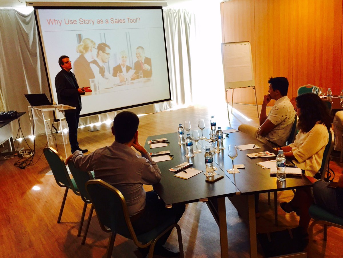 Ponencia de <a href="/r_rannegger/">Rudolf Rannegger</a> para <a href="/SITEYoungLeader/">SITEYoungLeaders</a> Get Together en #Calpe #Storytelling en <a href="/ARhotels/">AR Hotels & Resorts</a> #MICE #Negocios <a href="/SITEGlobal/">SITE</a>