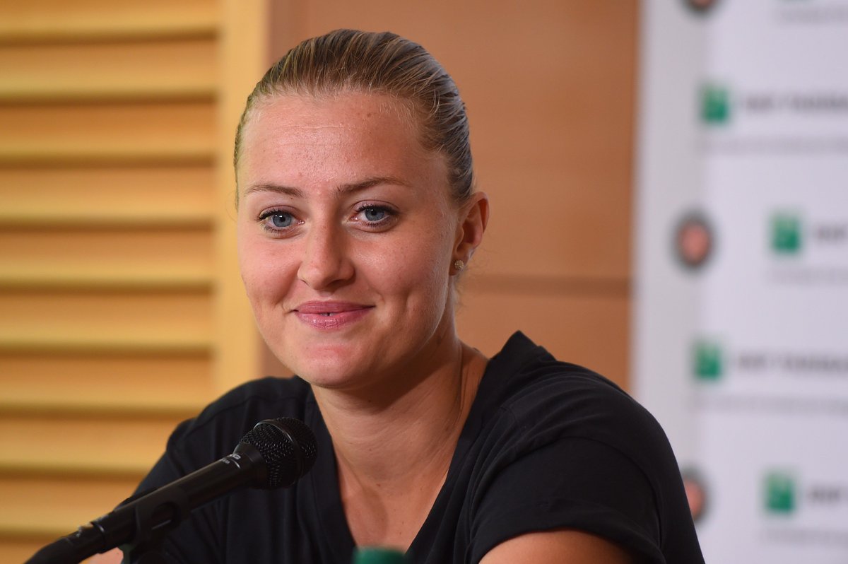 KRISTINA MLADENOVIC - Página 20 DA0ZrxBW0AAgw-3