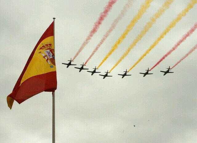 AlphaXXXVI's tweet photo. Todos mis respetos para las Fuerzas Armadas, defensores de nuestra patria. ¡Viva España!

#DiaDeLasFuerzasArmadas 
#FelizSábado https://t.co/ym9S6bUzwy