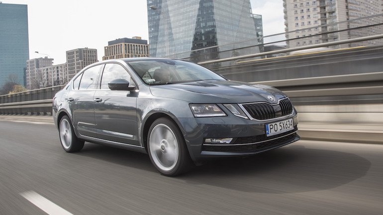 posamochod's tweet photo. Nowa skoda octavia https://t.co/oh32wK6Uqd https://t.co/ym3IEI8Iug