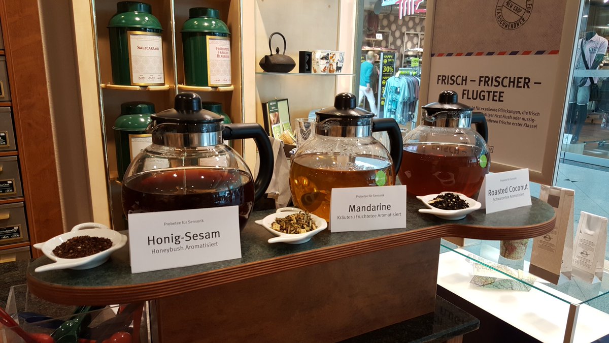 TeeinKrefeld's tweet photo. Werde heute #Teetester im #Schwanenmarkt #Krefeld beim #Tee #Sensorik Panel von #TeeGschwendner #lecker https://t.co/es9RJGJy5Y