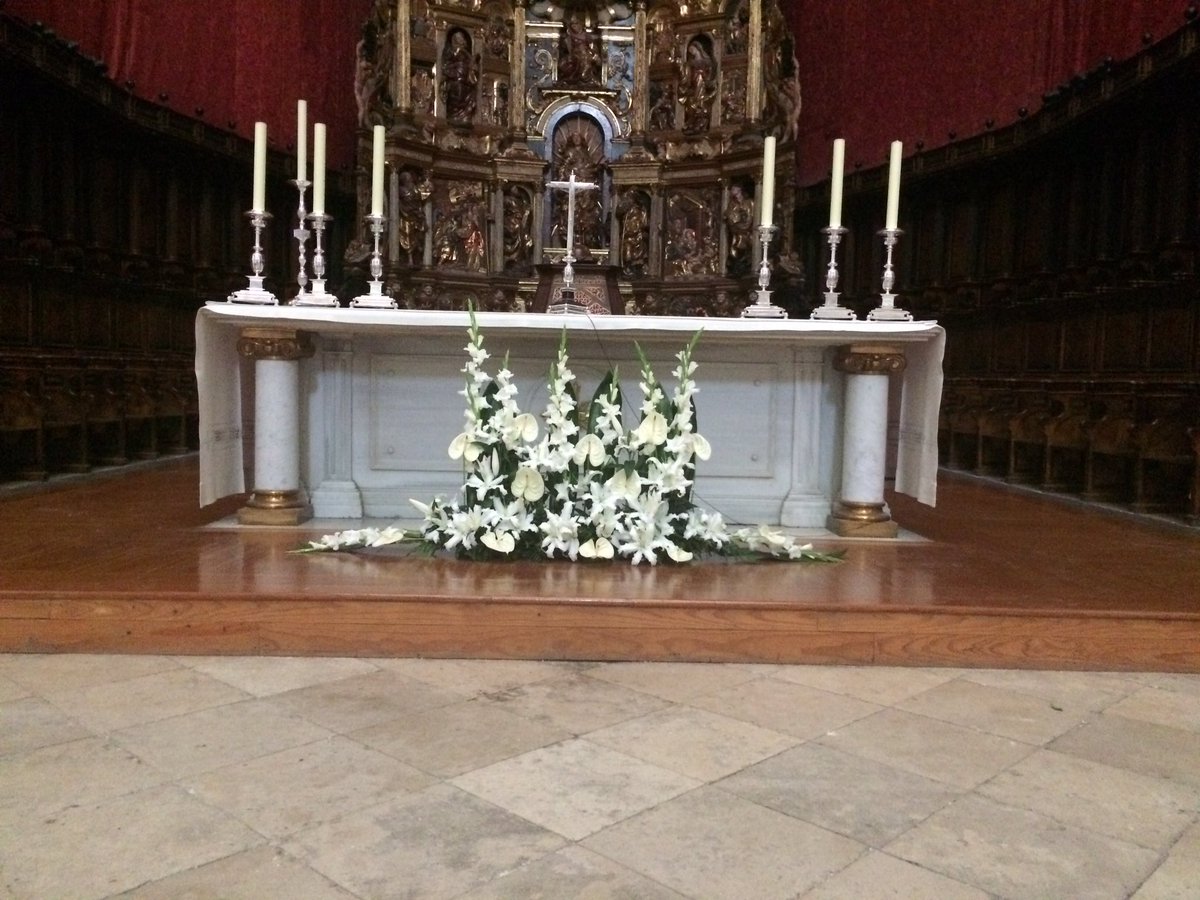 Rebeca_Floris's tweet photo. Todo preparado para la celebración @maristascompost @MaristasCCV @InmaculadaVa https://t.co/sbkao6NWOA